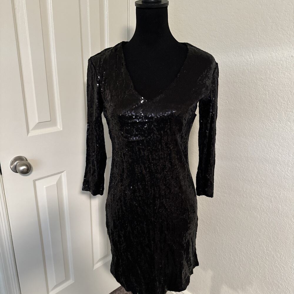 Donna Morgan Women's Black Sequined V-Neck Long-Sleeve Dress Size 8